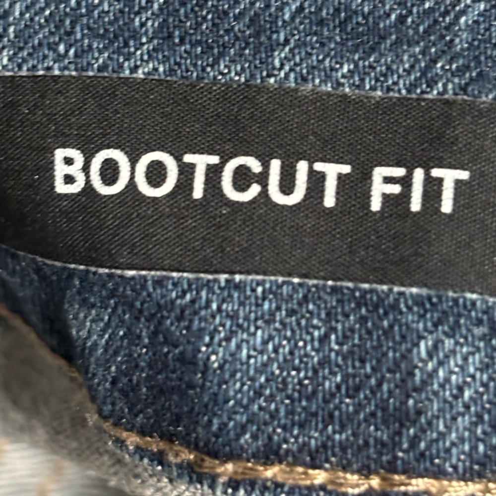 Judy Blue Boot Cut Blue Jeans - Picture 6 of 12